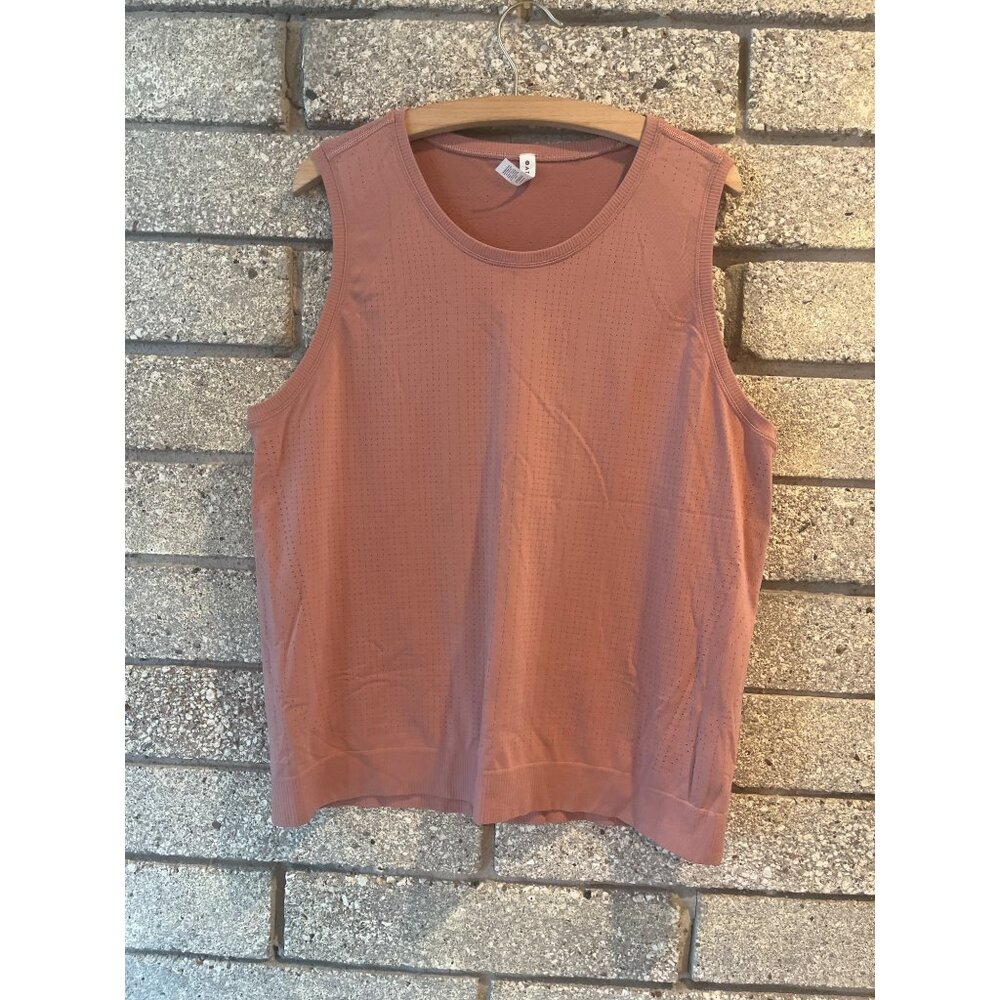 Athleta XL Sleeveless Peach Athletic Tank Top Perforated Design Lightweight Brea